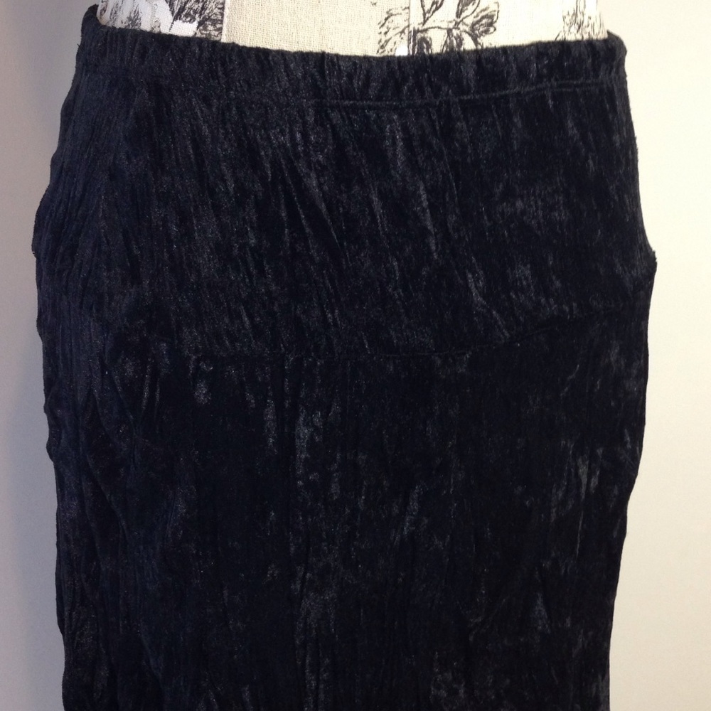NY Collection Soft Black Long Skirt M - Picture 2 of 3